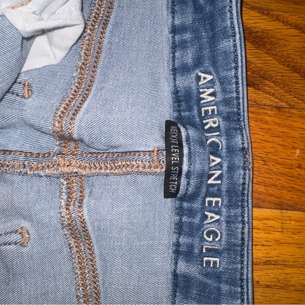 American Eagle Outfitters Light Blue Skinny Jeans